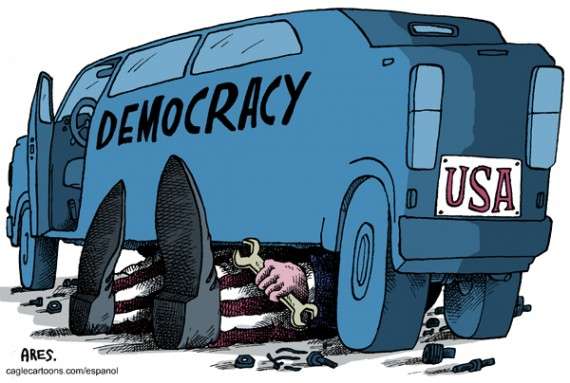 Μάθαμε τόσα χρόνια να λέμε πως η δημοκρατία είναι το άριστο πολίτευμα, πως η χώρα μας είναι μια δημοκρατική χώρα, πως ζούμε σε μια δημοκρατία κι εμείς είμαστε δημοκρατικοί πολίτες.