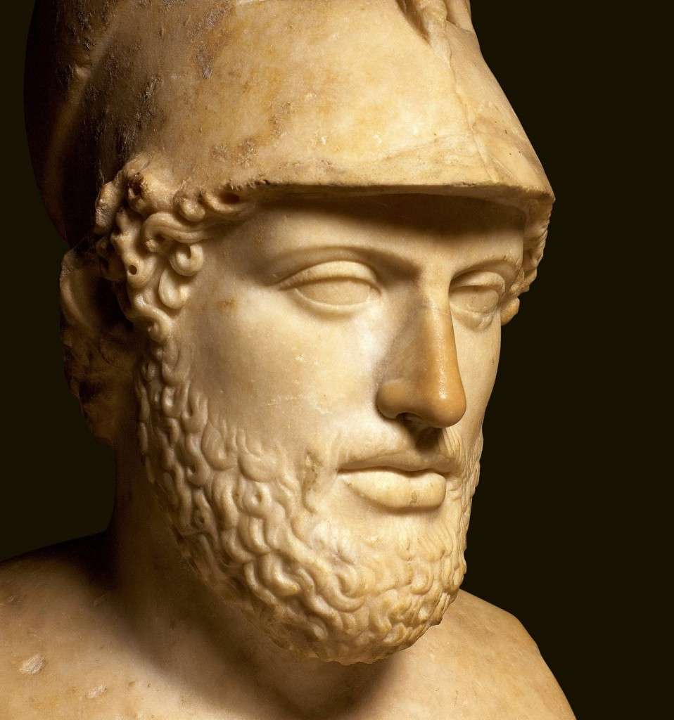 Ο Περικλής (από τις λέξεις περί και κλέος δηλαδή o περιτριγυρισμένος από δόξα, περίδοξος, περίπου 495-429 π.Χ.) ήταν Αρχαίος Έλληνας πολιτικός, ρήτορας και στρατηγός του 5ου αιώνα π.Χ., γνωστού και ως «Χρυσού Αιώνα», και πιο συγκεκριμένα της περιόδου μεταξύ των Περσικών Πολέμων και του Πελοποννησιακού Πολέμου.