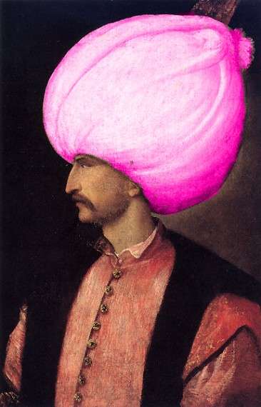 Ο Σουλεϊμάν ο Α΄, ο επονομαζόμενος μεγαλοπρεπής, υπήρξε σουλτάνος της Οθωμανικής Αυτοκρατορίας από το 1522-1566 μ.Χ. . Του δόθηκε ο τίτλος μεγαλοπρεπής γιατί κατά τη διάρκεια της βασιλείας του η αυτοκρατορία των Οθωμανών γνώρισε τη μεγαλύτερη ακμή της. Μετά το θάνατό του άρχισε η σταδιακή παρακμή της.