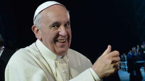 Όταν του ζητήθηκε να σχολιάσει την παραίτηση του προκατόχου του: «Ο Πάπας Βενέδικτος έκανε μια πράξη αγιοσύνης, μεγαλοσύνης, ταπεινοσύνης. Είναι άνθρωπος του Θεού»