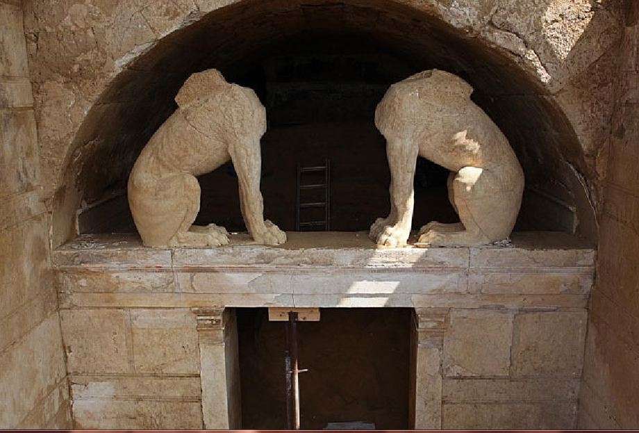 Ανασκαφικές εργασίες από την ΚΗ Εφορεία Προϊστορικών και Κλασικών Αρχαιοτήτων στον Τύμβο Καστά, στην Αμφίπολη.