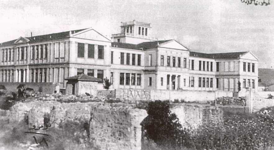 Η Ευαγγελική Σχολή Σμύρνης λίγο πριν την καταστροφή του 1922