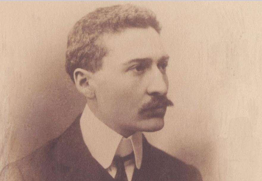 Ο Ίων (Ιωάννης) Δραγούμης (Αθήνα, 2 Σεπτεμβρίου (π.η.) ή 14 Σεπτεμβρίου (ν.η) 1878 - 31 Ιουλίου 1920) ήταν διπλωμάτης, πολιτικός και λογοτέχνης.