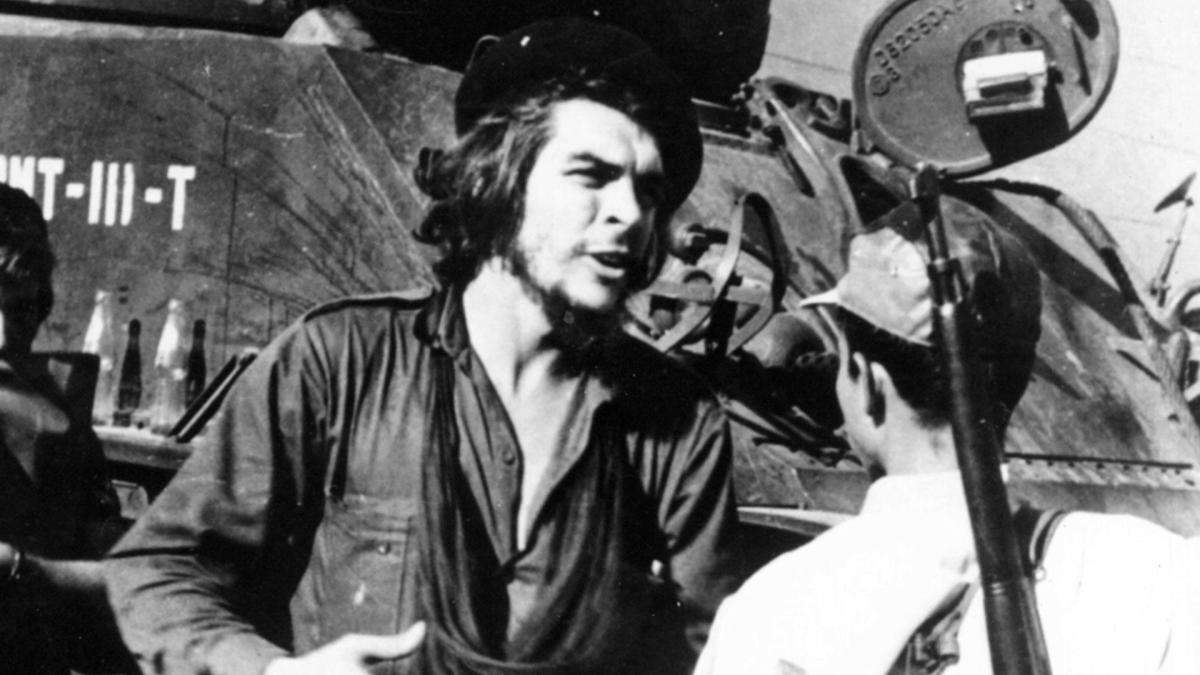 Ο Ερνέστο Γκεβάρα (Ernesto Guevara, Ροσάριο, Αργεντινή, 14 Ιουνίου 1928 – Λα Ιγκέρα, Βολιβία, 9 Οκτωβρίου 1967)