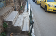 Ελληνικό πεζοδρόμιο: Οδηγός επιβίωσης