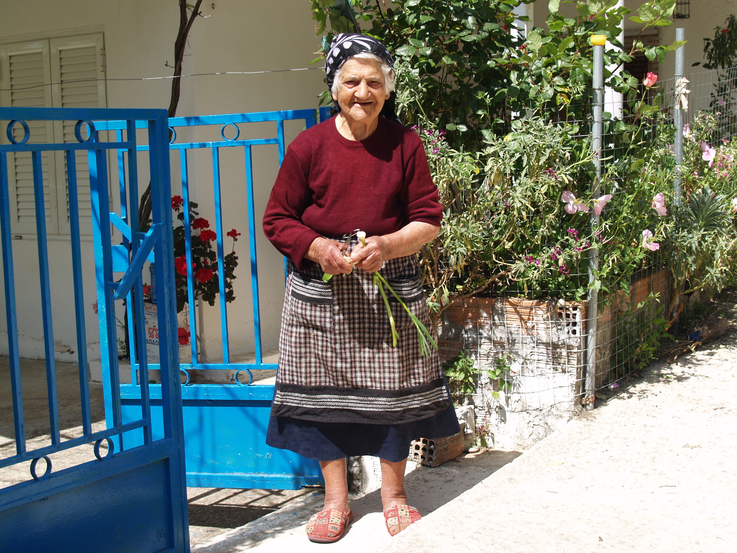 Πάντα αυτάρκης και ολιγαρκής, όπως και οι περισσότεροι άνθρωποι του παλιού καιρού, «ὡς μηδὲν ἔχοντες καὶ τὰ πάντα κατέχοντες» (απόστολος Παύλος).